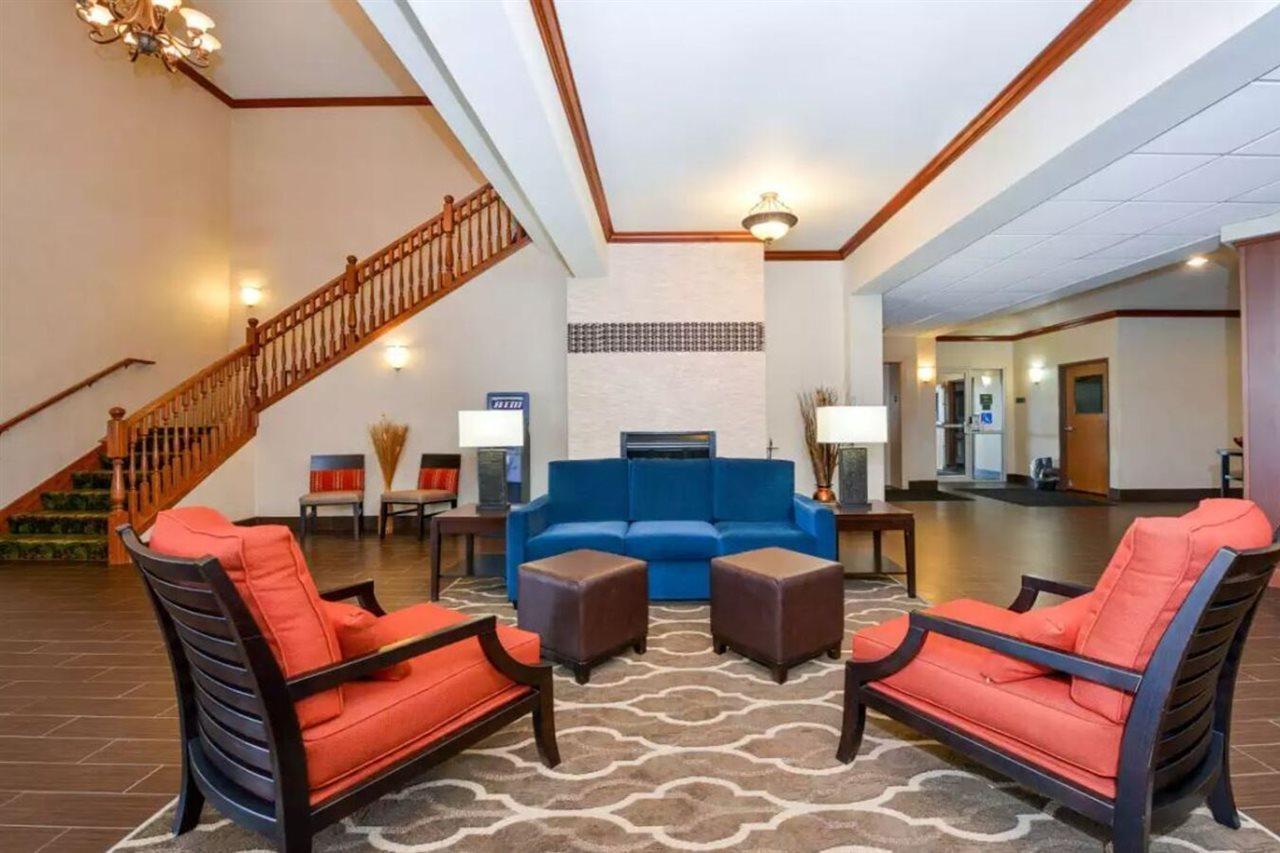 Deforest Comfort Inn & Suites Madison North מראה חיצוני תמונה