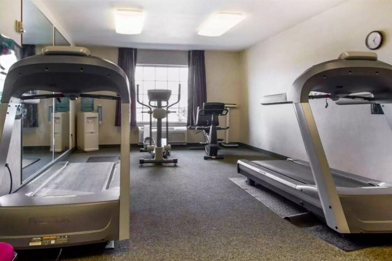 Deforest Comfort Inn & Suites Madison North מראה חיצוני תמונה