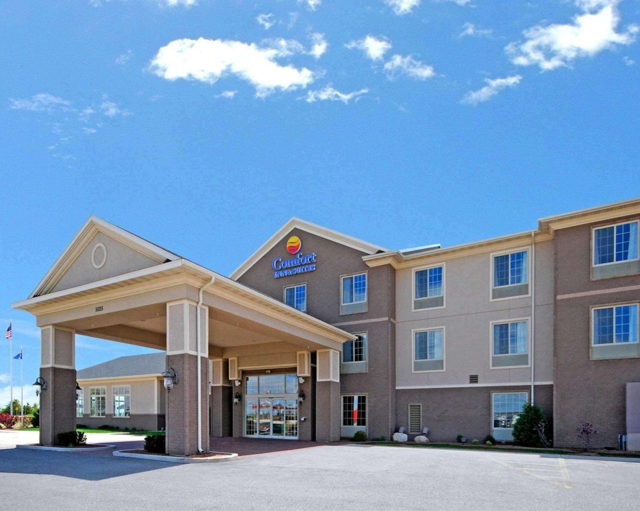 Deforest Comfort Inn & Suites Madison North מראה חיצוני תמונה
