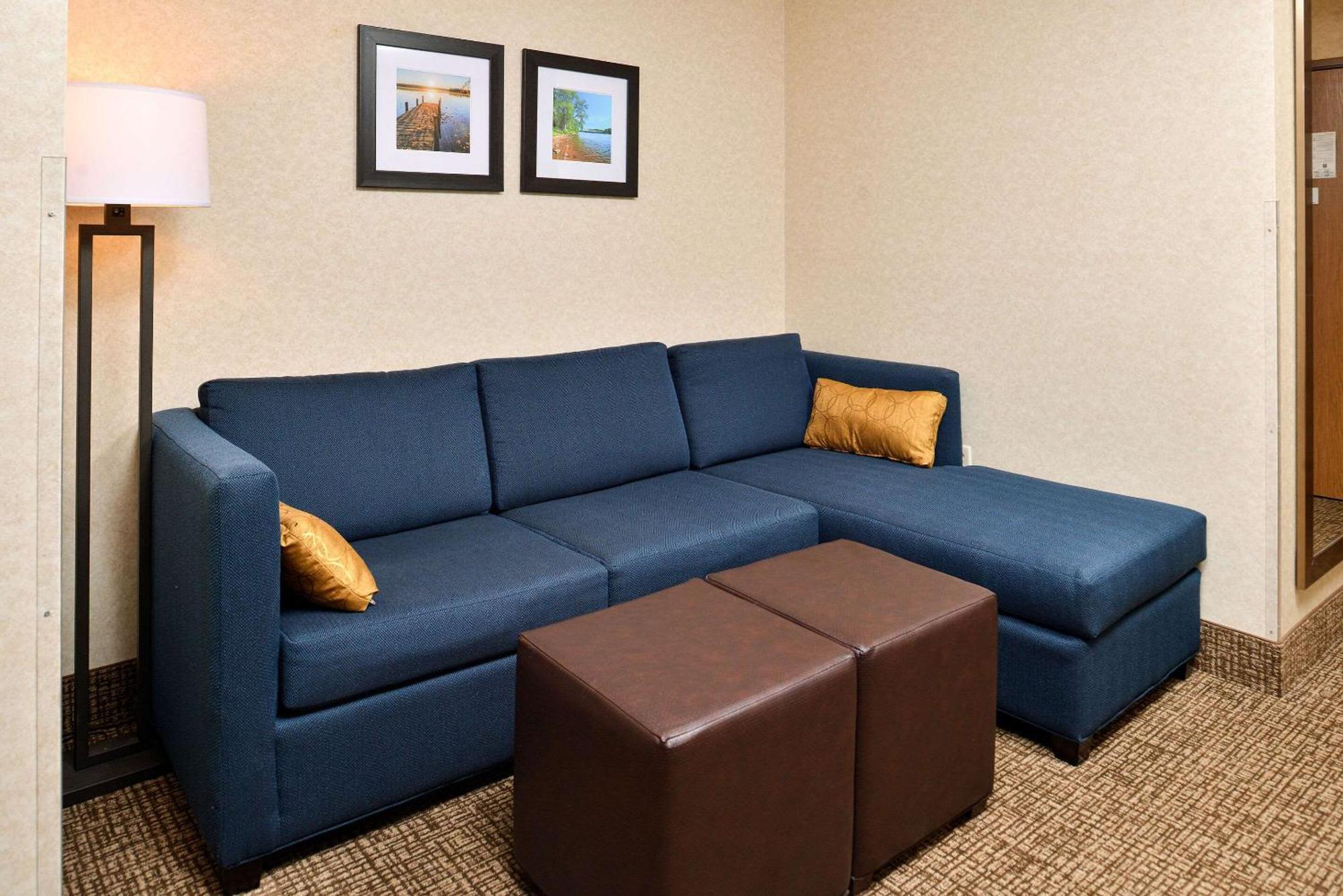 Deforest Comfort Inn & Suites Madison North מראה חיצוני תמונה
