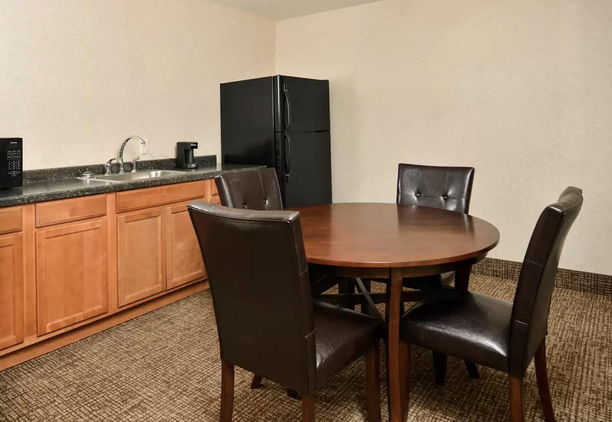 Deforest Comfort Inn & Suites Madison North מראה חיצוני תמונה